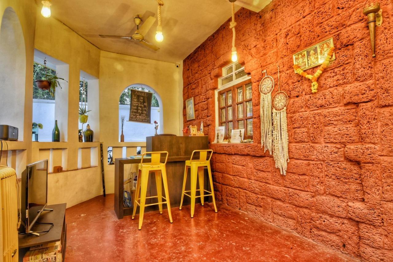 Aerostel - Backpacker'S Hostel In Goa Calangute Bagian luar foto